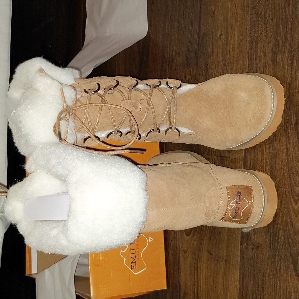 Tan Women's Winter Boots - Picture 4 of 5